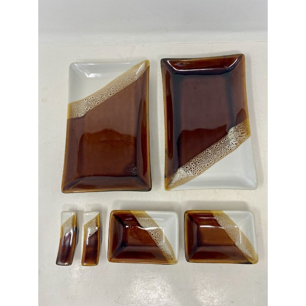 Sushi Set Plate Chopstick Rest Wasabi Sauce Bowl 6 Pieces Brown Tan Geometric